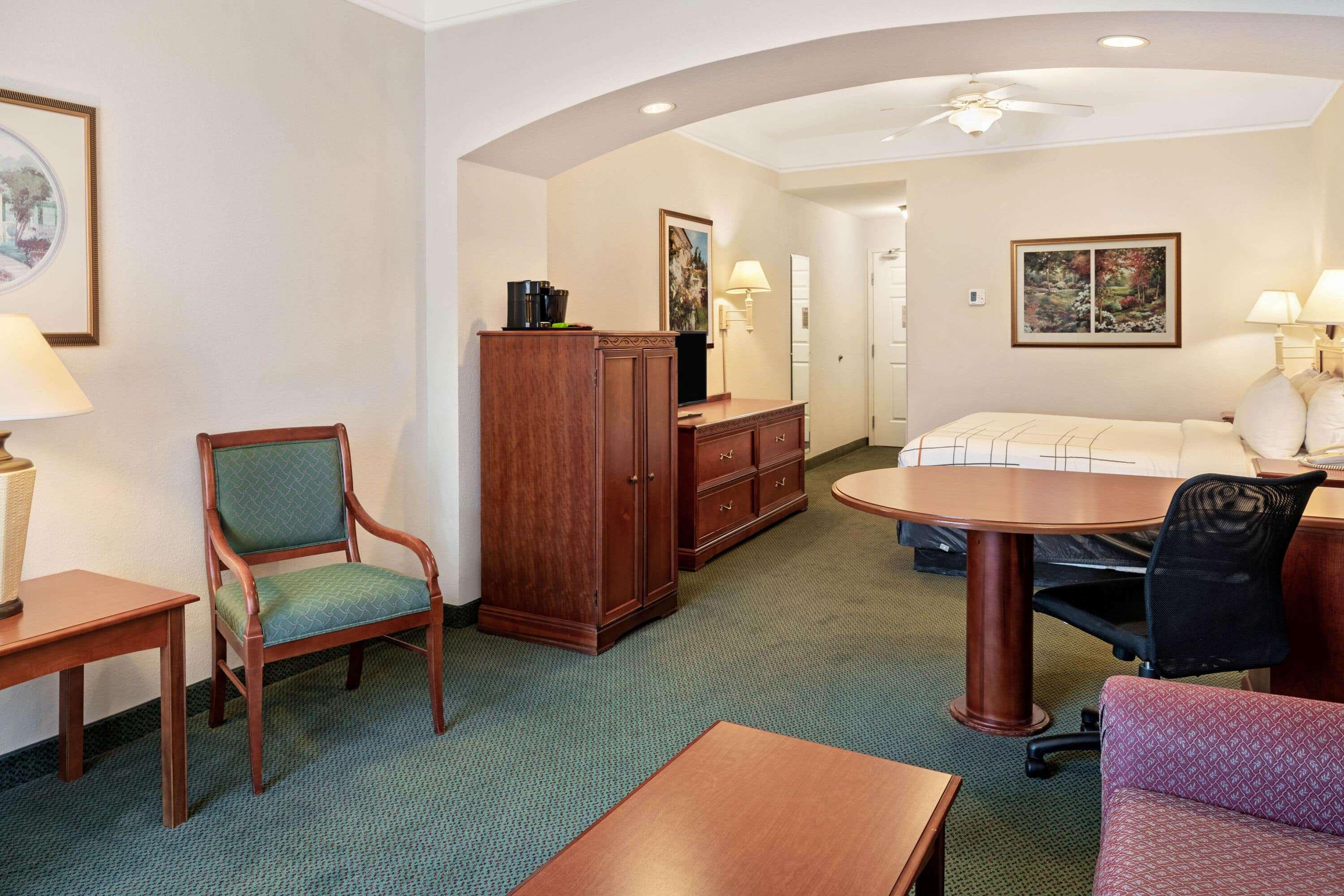 La Quinta Inn And Suites Fort Myers I-75 מראה חיצוני תמונה