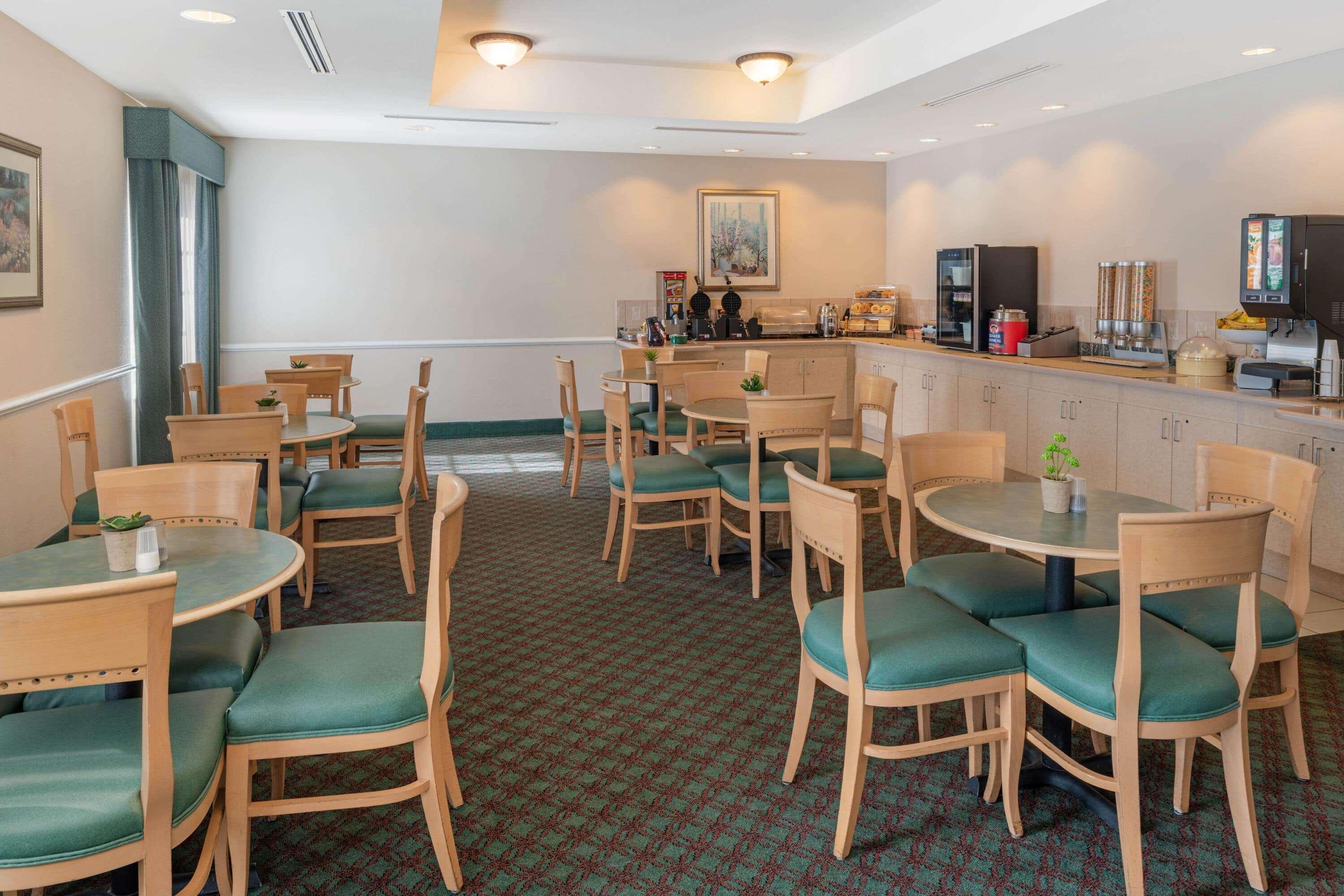 La Quinta Inn And Suites Fort Myers I-75 מראה חיצוני תמונה