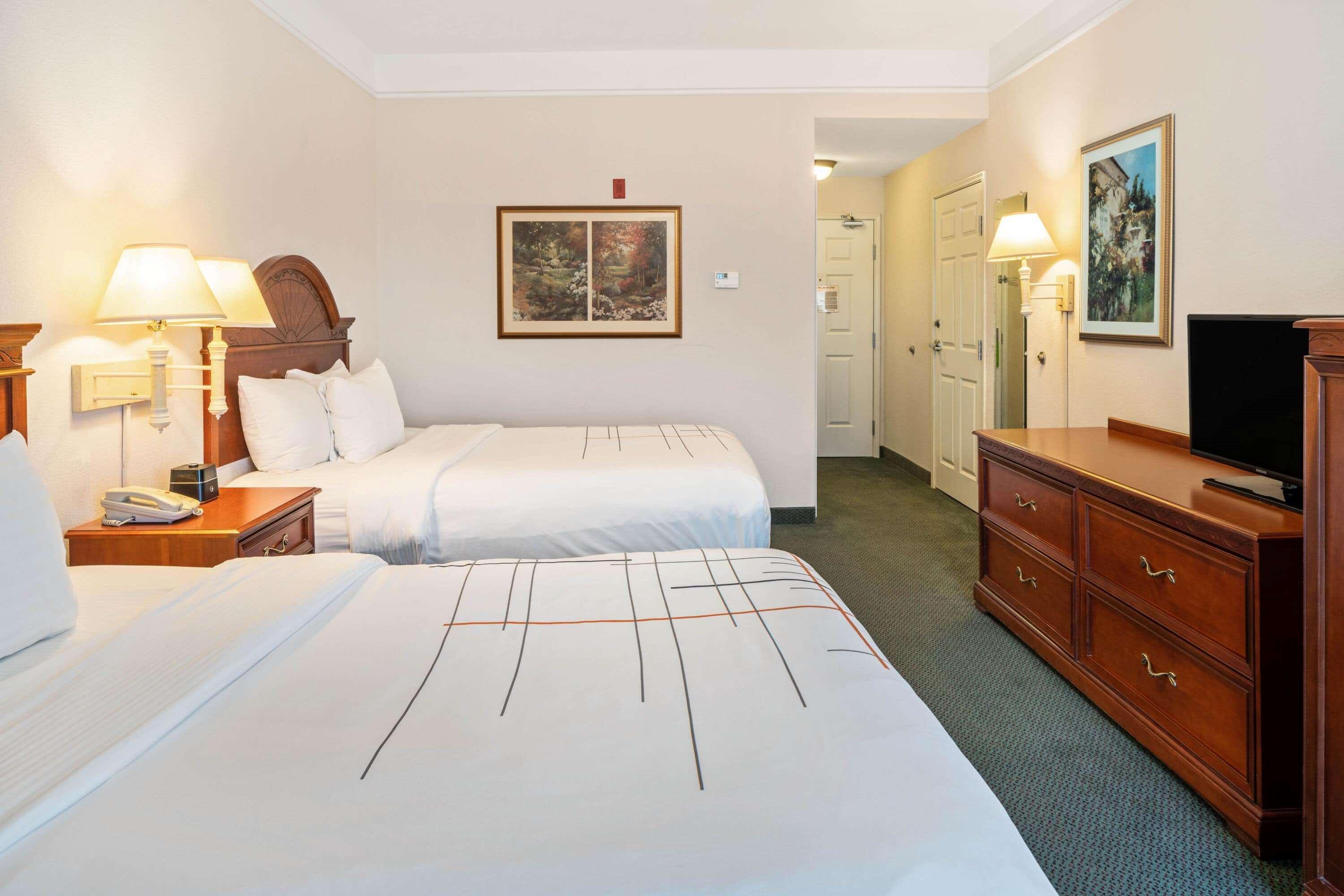La Quinta Inn And Suites Fort Myers I-75 מראה חיצוני תמונה