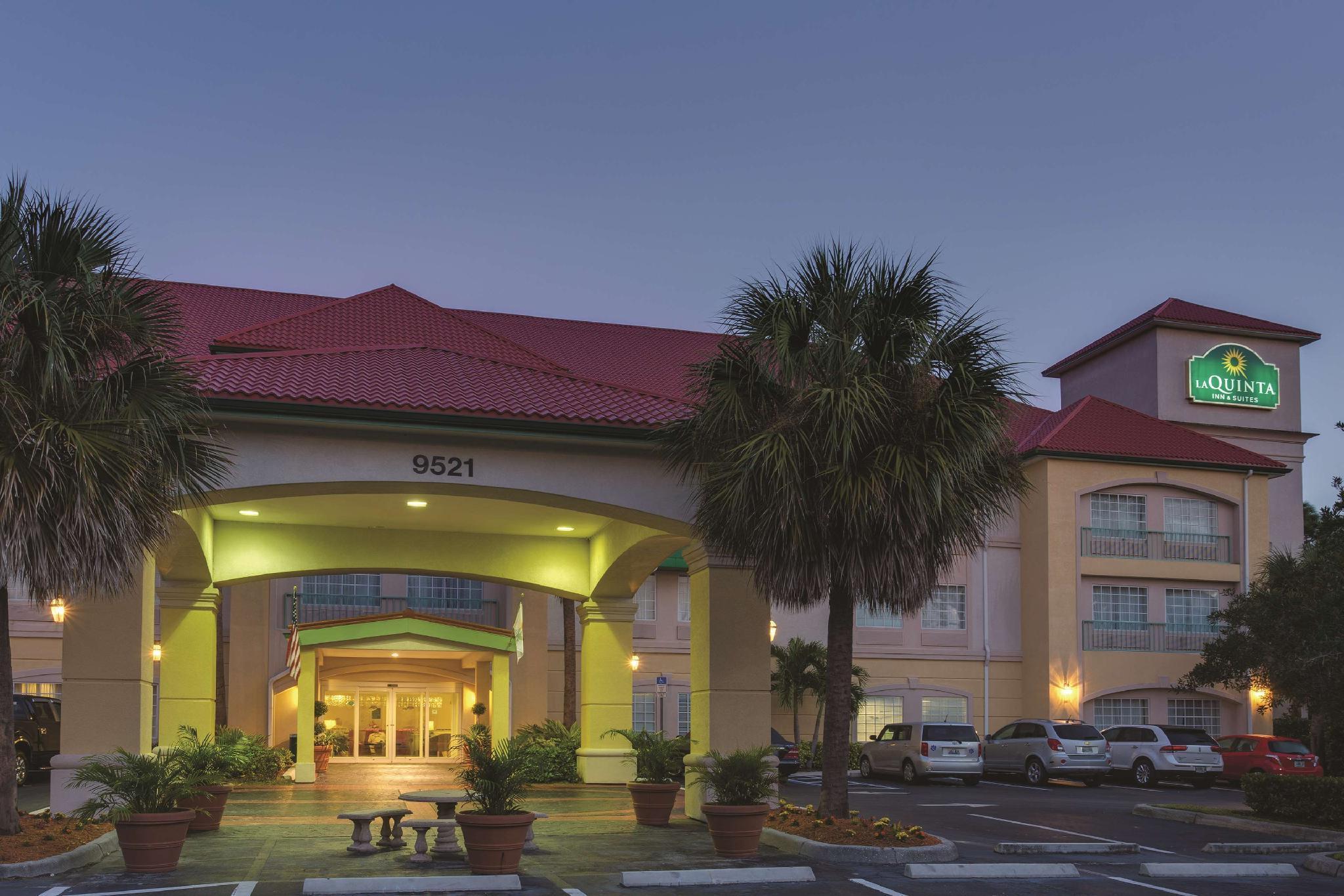 La Quinta Inn And Suites Fort Myers I-75 מראה חיצוני תמונה