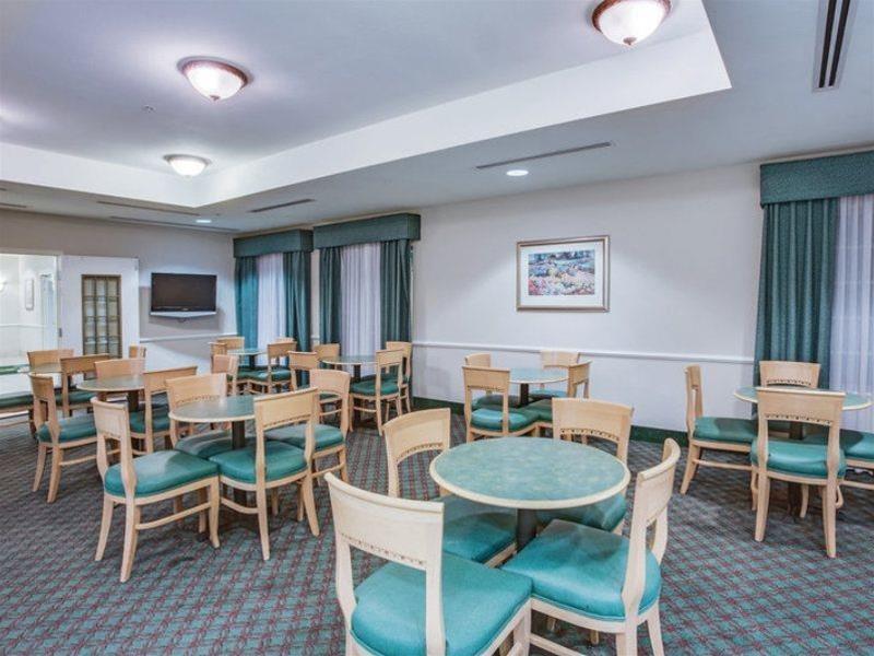 La Quinta Inn And Suites Fort Myers I-75 מראה חיצוני תמונה